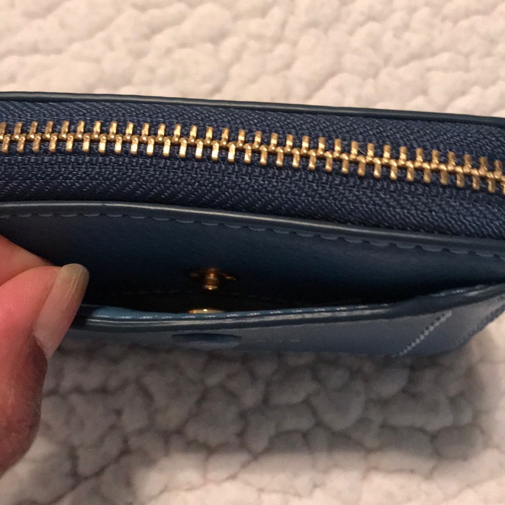 Marc Jacobs wallet - Picture 2 of 8